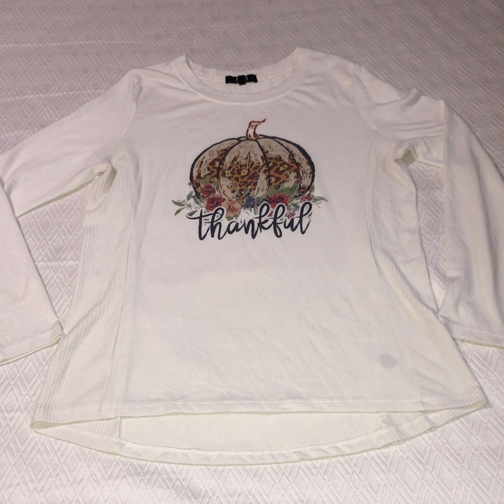 Thankful White Long-Sleeve Women’s Top